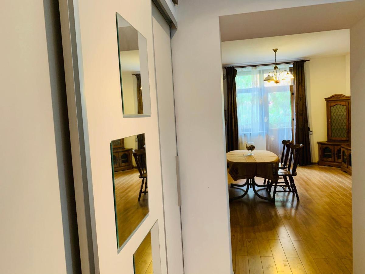 Maan Central Apartment Pet Friendly Location Brassó Kültér fotó