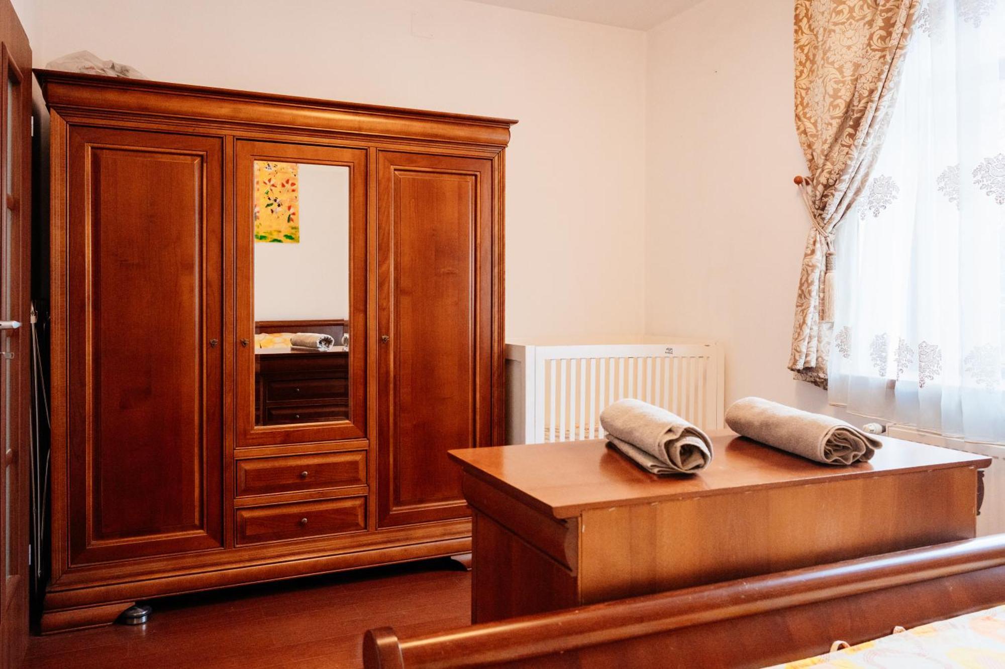 Maan Central Apartment Pet Friendly Location Brassó Kültér fotó
