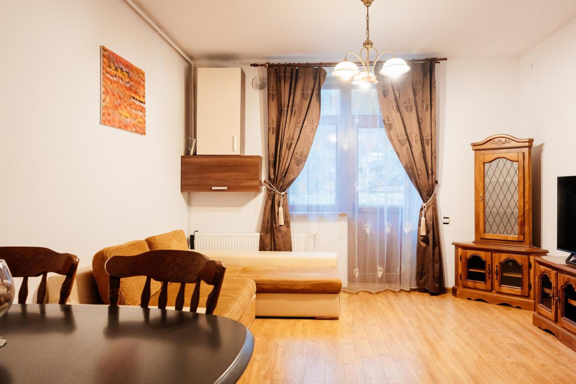 Maan Central Apartment Pet Friendly Location Brassó Kültér fotó